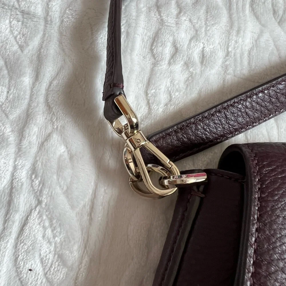 Kate Spade large run around maroon crossbody/convertible shoulder bag - Picture 10 of 11